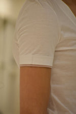 T-shirt Scollo V Eleventy
