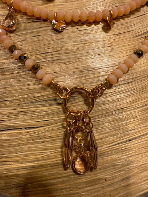 Collana a tre fili con Cristalli ed Ematite