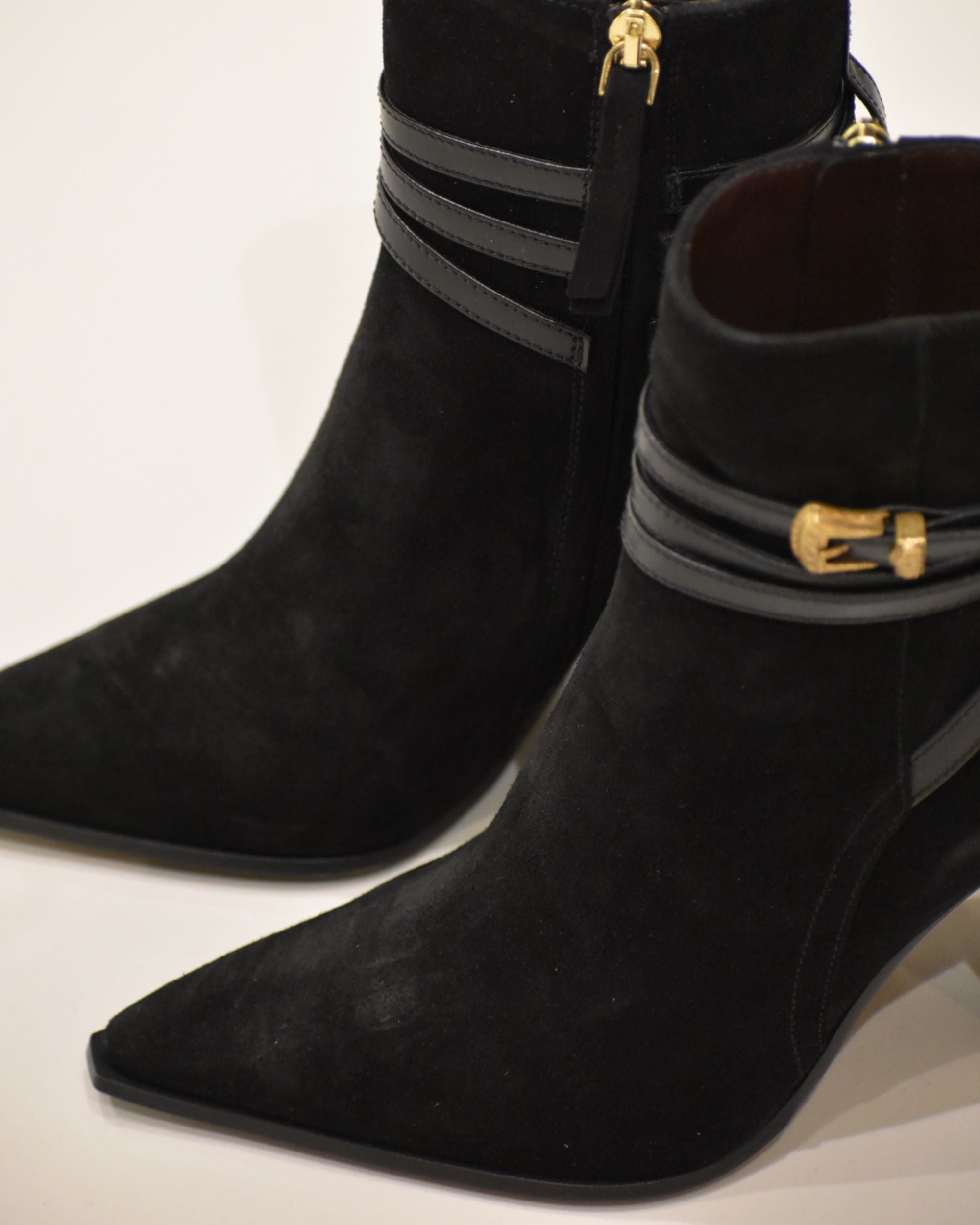 Tronchetto in Camoscio Roberto Festa